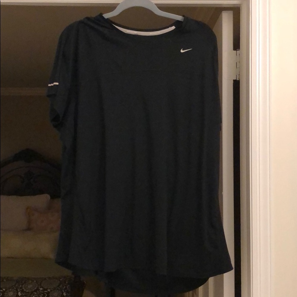 Nike dry fit T-shirt